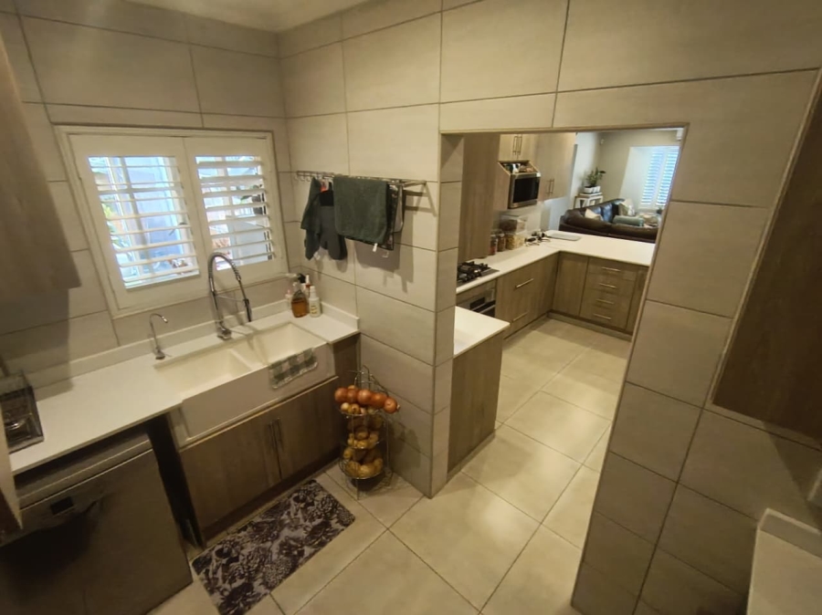 4 Bedroom Property for Sale in Boschdal North West